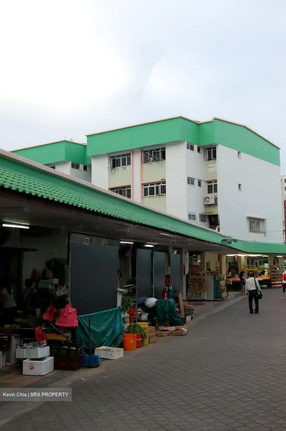 Tampines Street 21 (D18), Shop House #561800281